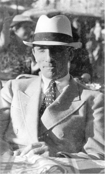 Иллюстрация к книге — Путеводитель потерянных. Документальный роман [i_029.jpg]