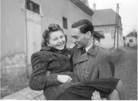 Иллюстрация к книге — Путеводитель потерянных. Документальный роман [i_044.jpg]