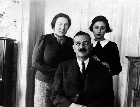 Иллюстрация к книге — Путеводитель потерянных. Документальный роман [i_092.jpg]