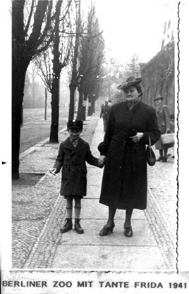 Иллюстрация к книге — Путеводитель потерянных. Документальный роман [i_094.jpg]