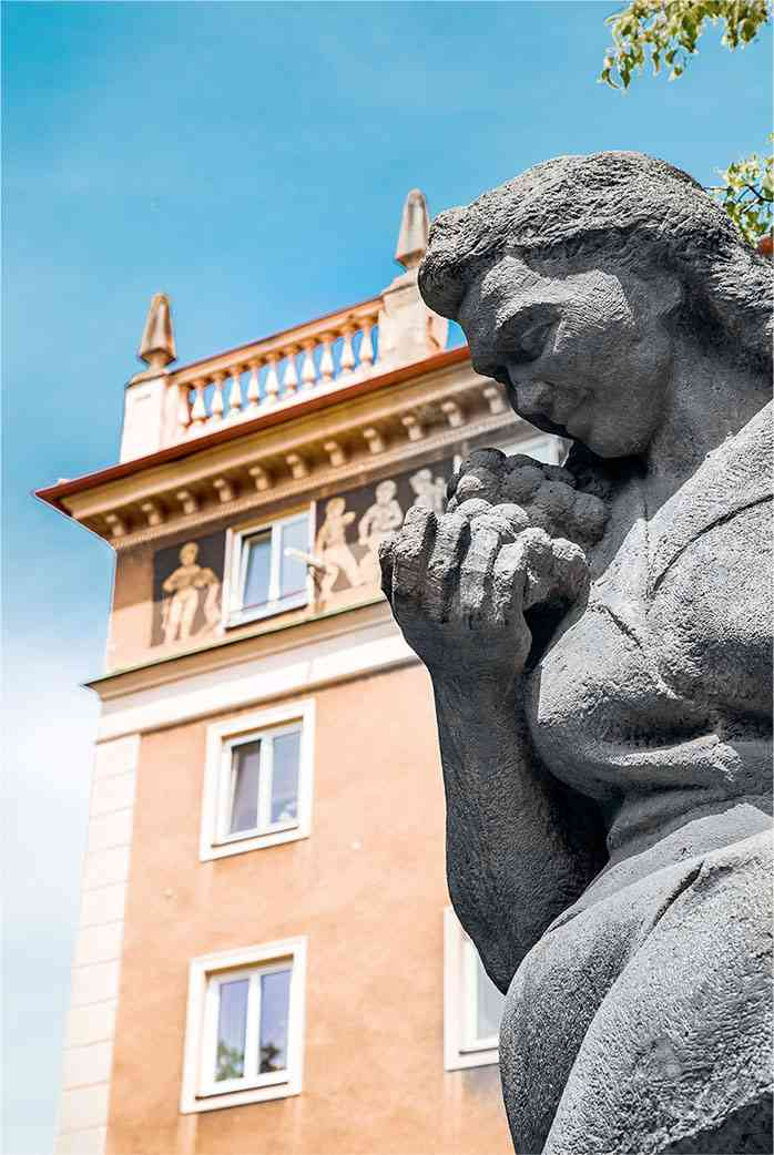 Иллюстрация к книге — Чешское время. Большая история маленькой страны: от святого Вацлава до Вацлава Гавела [i_190.jpg]