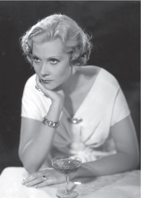 Иллюстрация к книге — Натали Палей. Супермодель из дома Романовых [i_030.jpg]