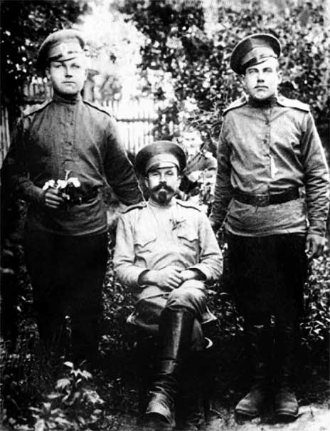 Иллюстрация к книге — Без войны и на войне [i_004.jpg]