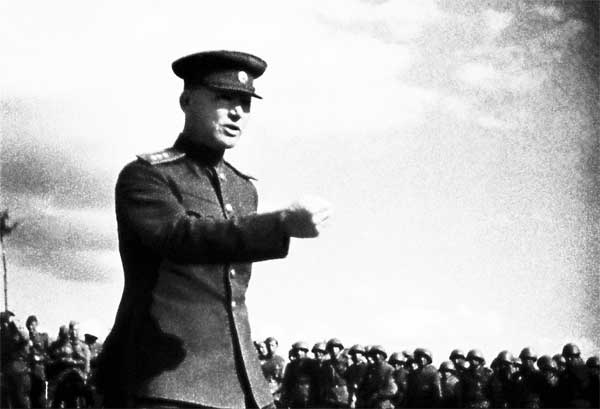 Иллюстрация к книге — Без войны и на войне [i_037.jpg]