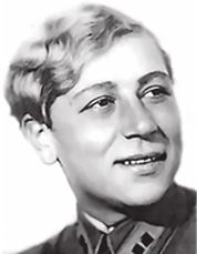 Иллюстрация к книге — Небо вторжения. Горячее лето 1941 года [i_053.jpg]