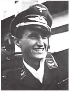 Иллюстрация к книге — Небо вторжения. Горячее лето 1941 года [i_074.jpg]