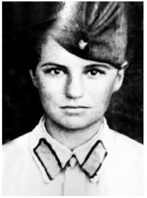 Иллюстрация к книге — Небо вторжения. Горячее лето 1941 года [i_122.jpg]