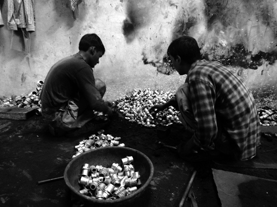 Иллюстрация к книге — Планета свалок. Путешествия по многомиллиардной мусорной индустрии [i_028.jpg]