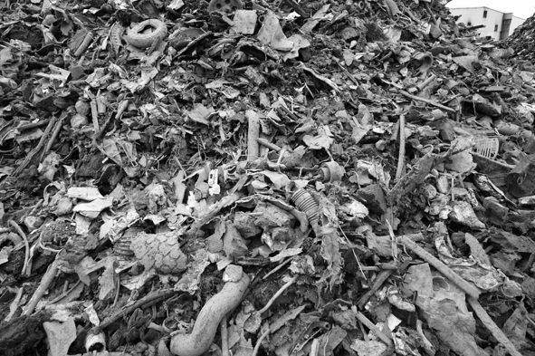 Иллюстрация к книге — Планета свалок. Путешествия по многомиллиардной мусорной индустрии [i_063.jpg]