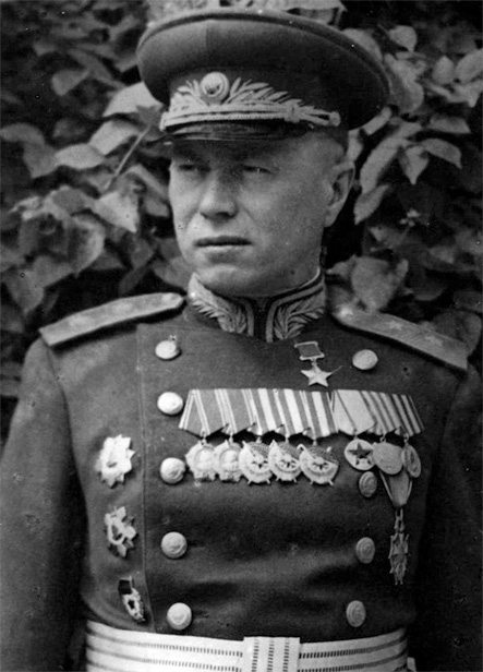 Иллюстрация к книге — Июль 1944. Битва за Псков [i_006.jpg]