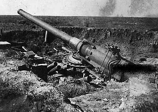 Иллюстрация к книге — Оборона Крыма 1941 г. Прорыв Манштейна [i_003.jpg]