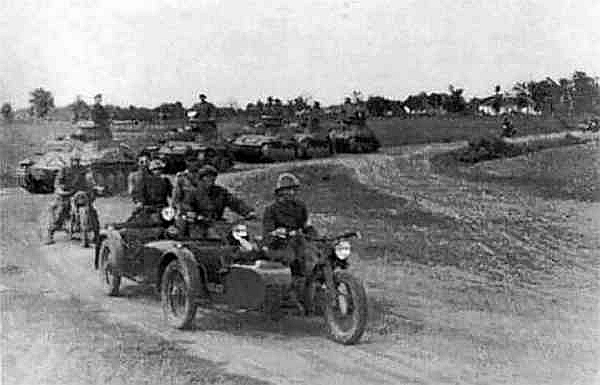 Иллюстрация к книге — Оборона Крыма 1941 г. Прорыв Манштейна [i_028.jpg]