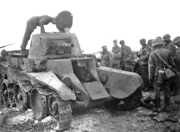 Иллюстрация к книге — Оборона Крыма 1941 г. Прорыв Манштейна [i_036.jpg]