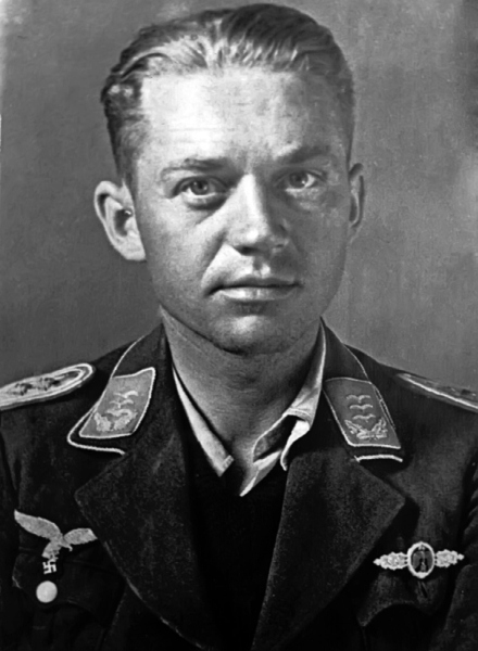 Иллюстрация к книге — 1941: Воздушная война в Заполярье [i_011.jpg]