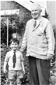 Иллюстрация к книге — На обочине мира [imgd159ac14cae14c54aade743d2ad03435.jpg]