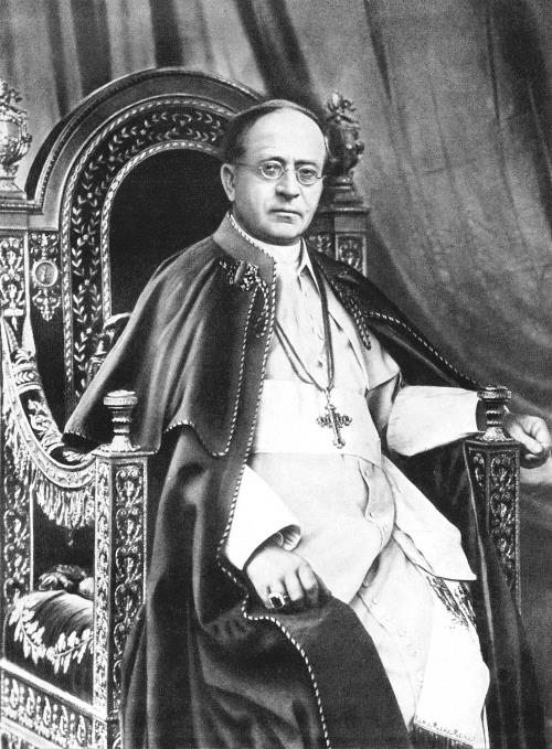 Иллюстрация к книге — 1937. Большой террор. Хроника одного года [i_028.jpg]