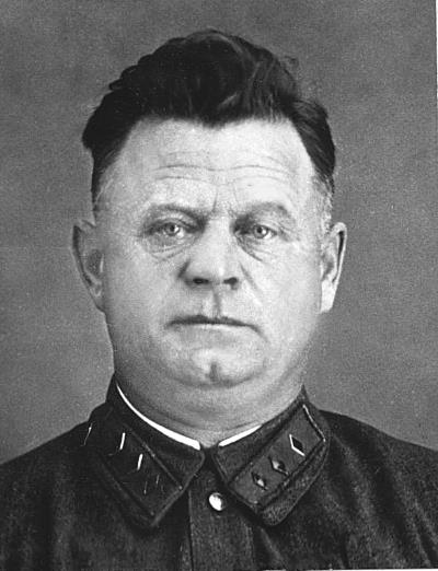 Иллюстрация к книге — 1937. Большой террор. Хроника одного года [i_040.jpg]