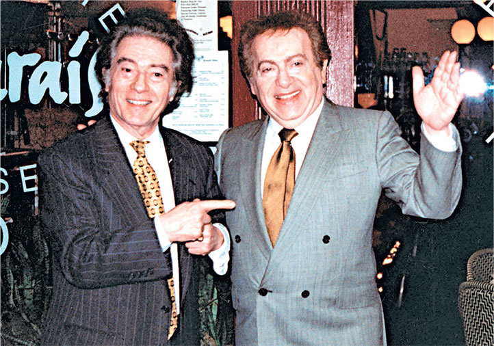 Иллюстрация к книге — Непокоренный. От чудом уцелевшего в Освенциме до легенды Уолл-стрит: выдающаяся история Зигберта Вильцига [i_025.jpg]