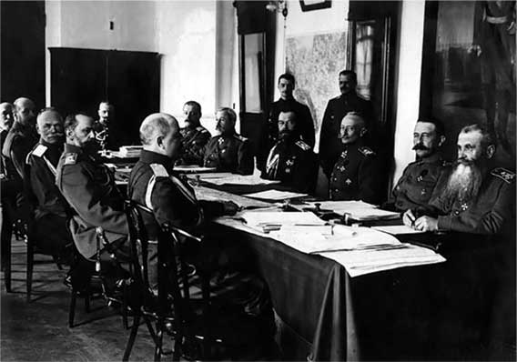 Иллюстрация к книге — С царем в Тобольске. Воспоминания охранника Николая II [i_025.jpg]