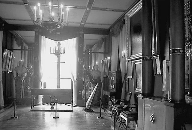 Иллюстрация к книге — Нравы Мальмезонского дворца [i_025.jpg]