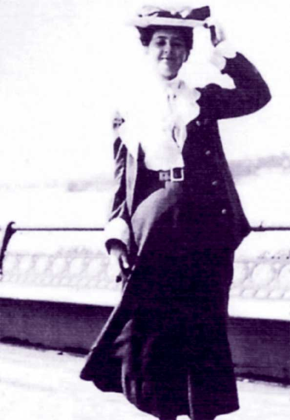 Иллюстрация к книге — Агата Кристи. Она написала убийство [i_025.jpg]