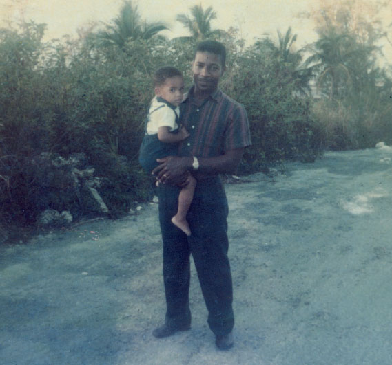 Иллюстрация к книге — Пусть правит любовь. Автобиография [i_007.jpg]