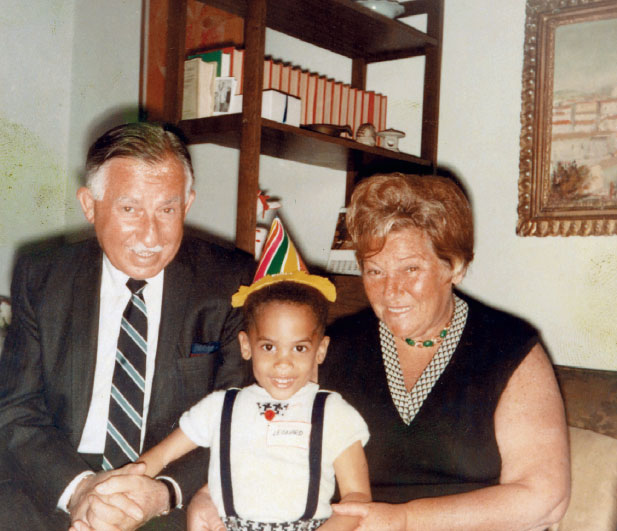 Иллюстрация к книге — Пусть правит любовь. Автобиография [i_008.jpg]