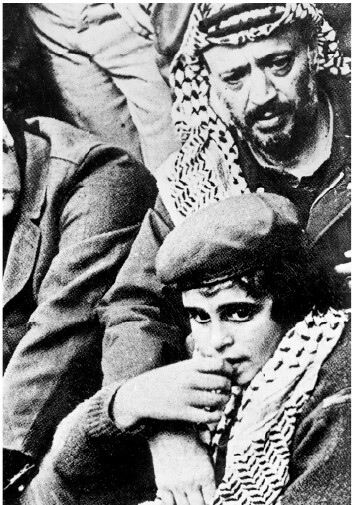 Ogziga porno gif berdi