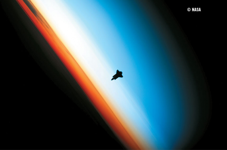 Иллюстрация к книге — Назад на Землю. Что мне открыла жизнь в космосе о нашей родной планете и о миссии по защите Земли [i_009.jpg]