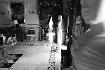 Иллюстрация к книге — Италия: жизнь в замке в XXI веке [_74.webp]