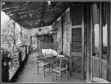 Иллюстрация к книге — Италия: жизнь в замке в XXI веке [_94.webp]