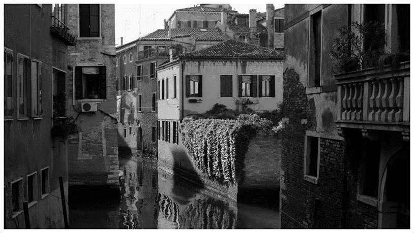 Иллюстрация к книге — Темные воды Венеции [_32.webp]