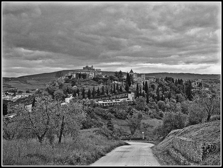 Иллюстрация к книге — Шепот холмов Тосканы [_2.webp]