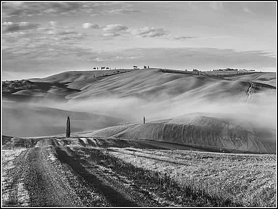 Иллюстрация к книге — Шепот холмов Тосканы [_8.webp]