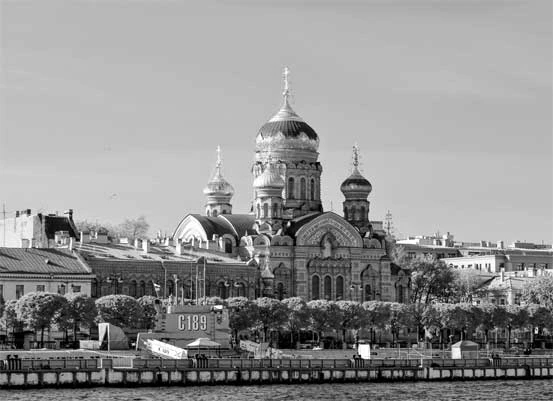 Иллюстрация к книге — Петербург манящий [Старые тайны, уютные уголки, сладости из детства] [i_010.webp]