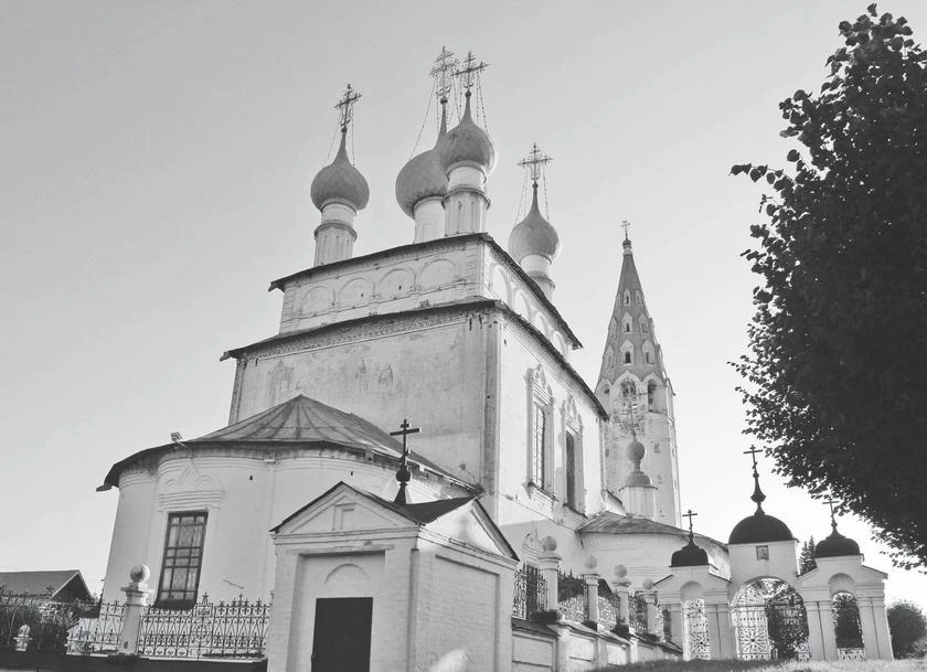 Иллюстрация к книге — Потаённая Россия. От блинов до ухи: путешествие за рецептами и тайнами старых городов [i_011.webp]