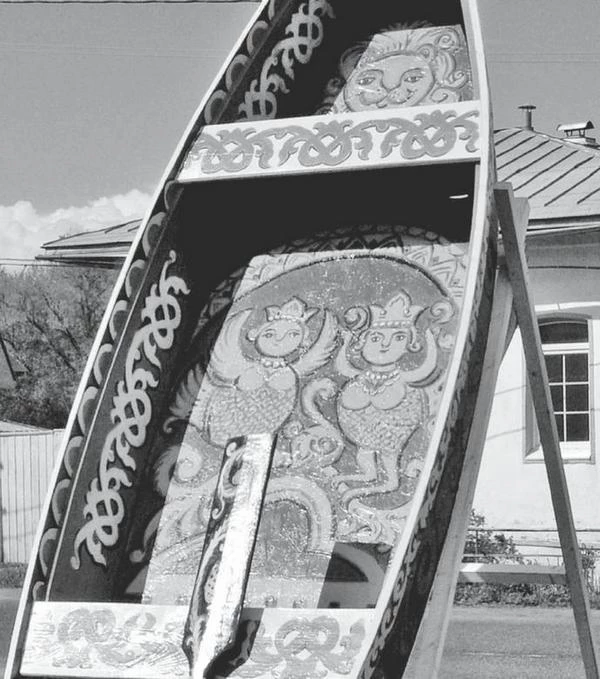 Иллюстрация к книге — Потаённая Россия. От блинов до ухи: путешествие за рецептами и тайнами старых городов [i_016.webp]