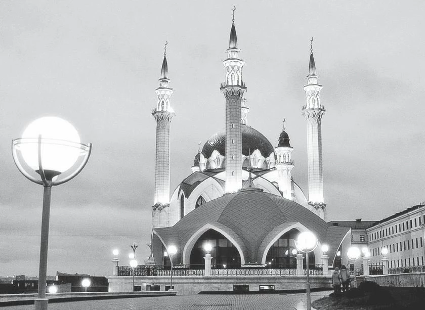 Иллюстрация к книге — Потаённая Россия. От блинов до ухи: путешествие за рецептами и тайнами старых городов [i_133.webp]