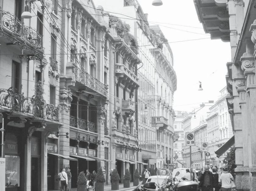 Иллюстрация к книге — Милан на вкус. Дамы, коктейли и золотое ризотто [i_146.webp]