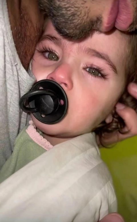 Иллюстрация к книге — Насильно твоя [book-illustration-4.webp]