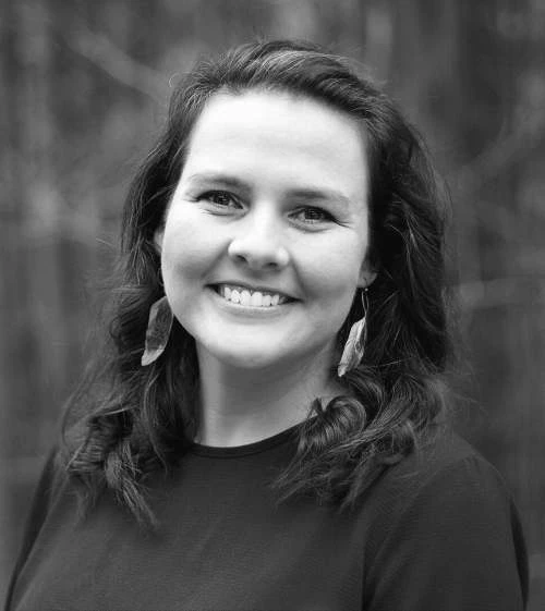 Иллюстрация к книге — Города дыма и звёзд [book-illustration.webp]