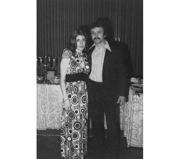 Иллюстрация к книге — Сыны Сэма. Убийцы влюбленных парочек [book-illustration-20.webp]