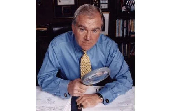 Иллюстрация к книге — Сыны Сэма. Убийцы влюбленных парочек [book-illustration-8.webp]