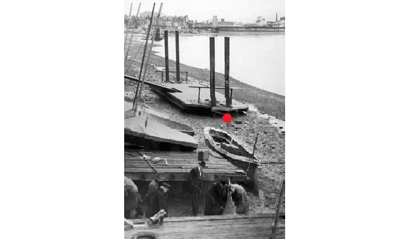 Иллюстрация к книге — Раздеватель. Хаммерсмитские убийства [book-illustration-15.webp]