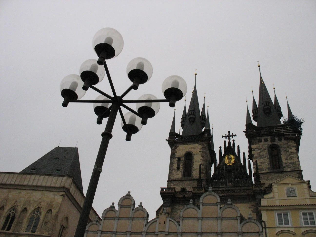 Иллюстрация к книге — Немного любви [book-illustration-26.webp]