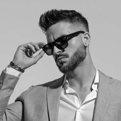 Иллюстрация к книге — Плохая маленькая невеста [book-illustration-1.webp]