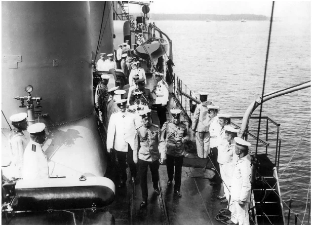 Иллюстрация к книге — Наши «Новики» [book-illustration-5.webp]