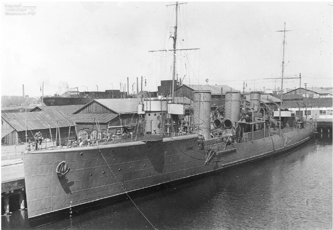 Иллюстрация к книге — Наши «Новики» [book-illustration-7.webp]