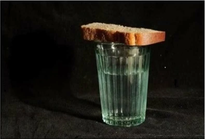 Иллюстрация к книге — Живые! Помните погибших моряков! Книга 1 [book-illustration-58.webp]