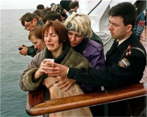 Иллюстрация к книге — Живые! Помните погибших моряков! Книга 2 [book-illustration-59.webp]